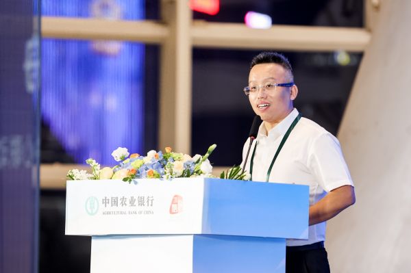 農(nóng)情億萬家 中國農(nóng)業(yè)銀行深化推進“誠信、興商、惠民”主題消費節(jié)